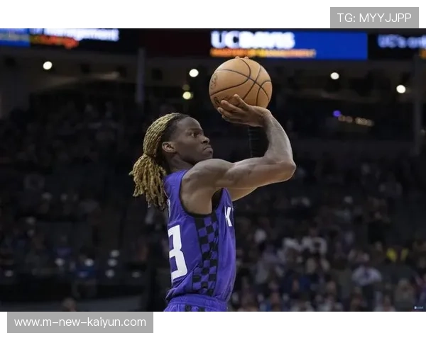 基翁·埃利斯成骑士捡漏目标 底薪3D属性适配争冠